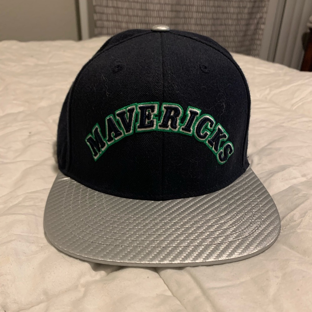 Dallas Mavericks SnapBack